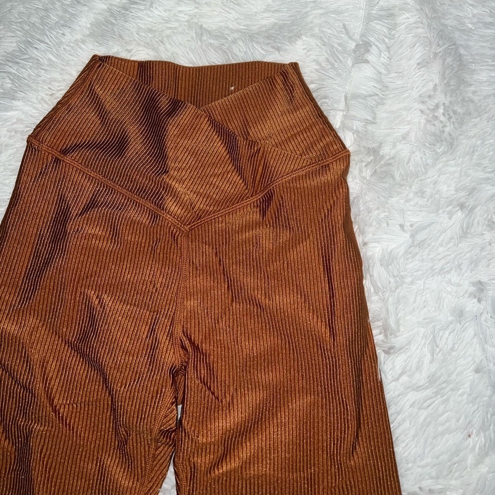 Aerie Ribbed Burnt Orange Crossover Biker Shorts Size Small